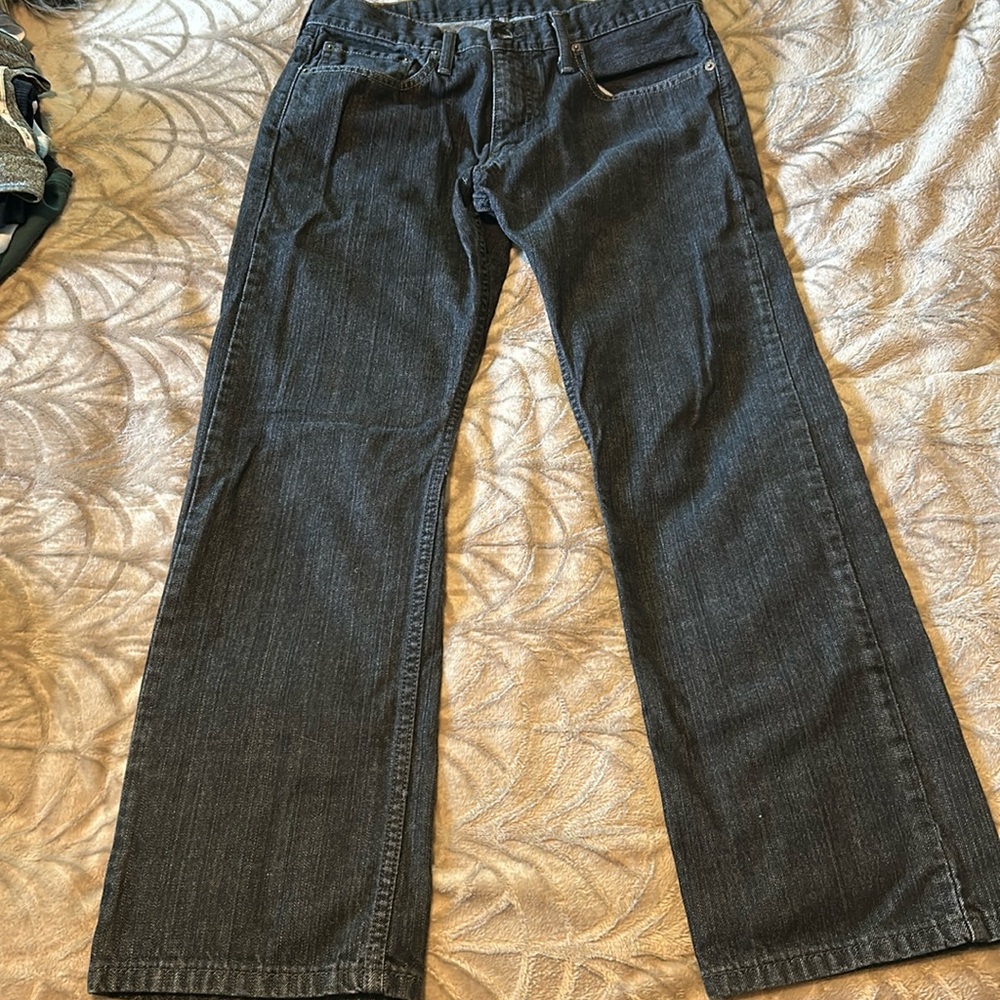 Levi Men’s 514 Jeans